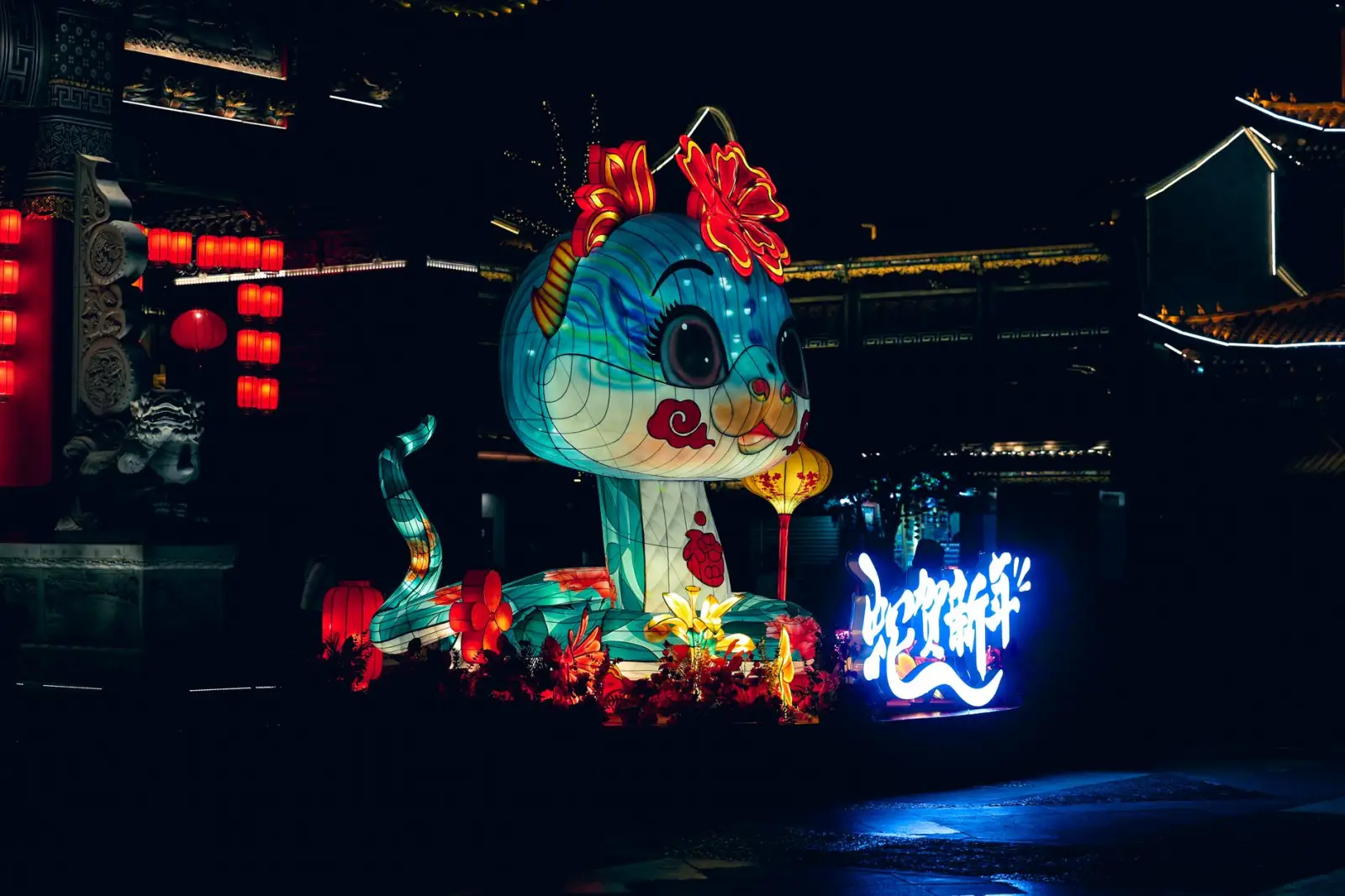 家用衣架防滑设计与承重性能技术要点解析